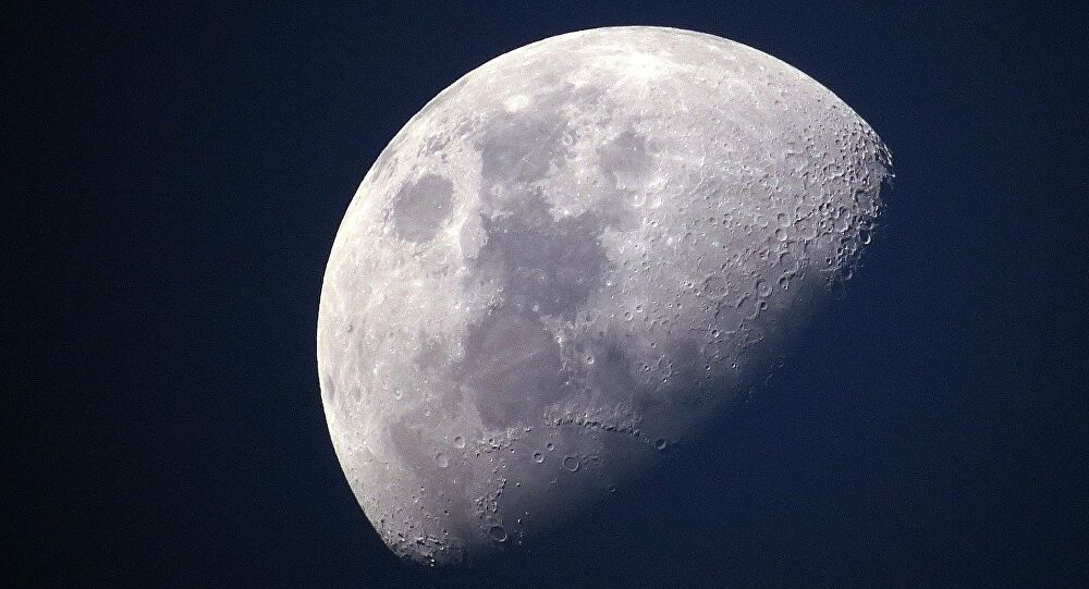 luna